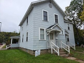 1201 S Farwell St Unit 1201, Eau Claire, WI 54701