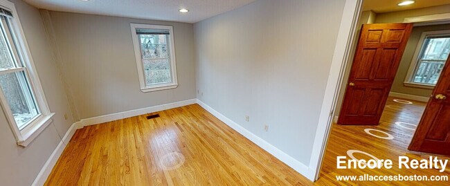 429 Franklin St unit 7N, Cambridge, MA 02139 - photo 4