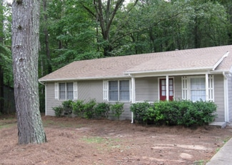 3985 Casa Verde Dr, College Park, GA 30349
