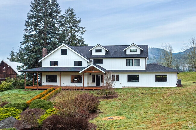 A great example of a modern farmhouse in the Hobart neighborhood.
