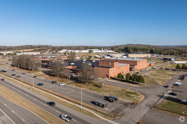 McMinn County High School received a grade of B- from Niche.