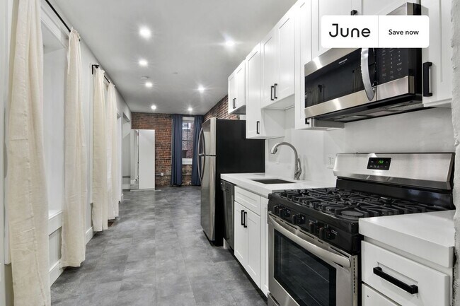 17 Sheafe St unit 2, Boston, MA 02113 - photo 4