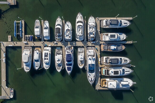 Members launch yachts and sailboats from the Huguenot Yacht Club's docks.