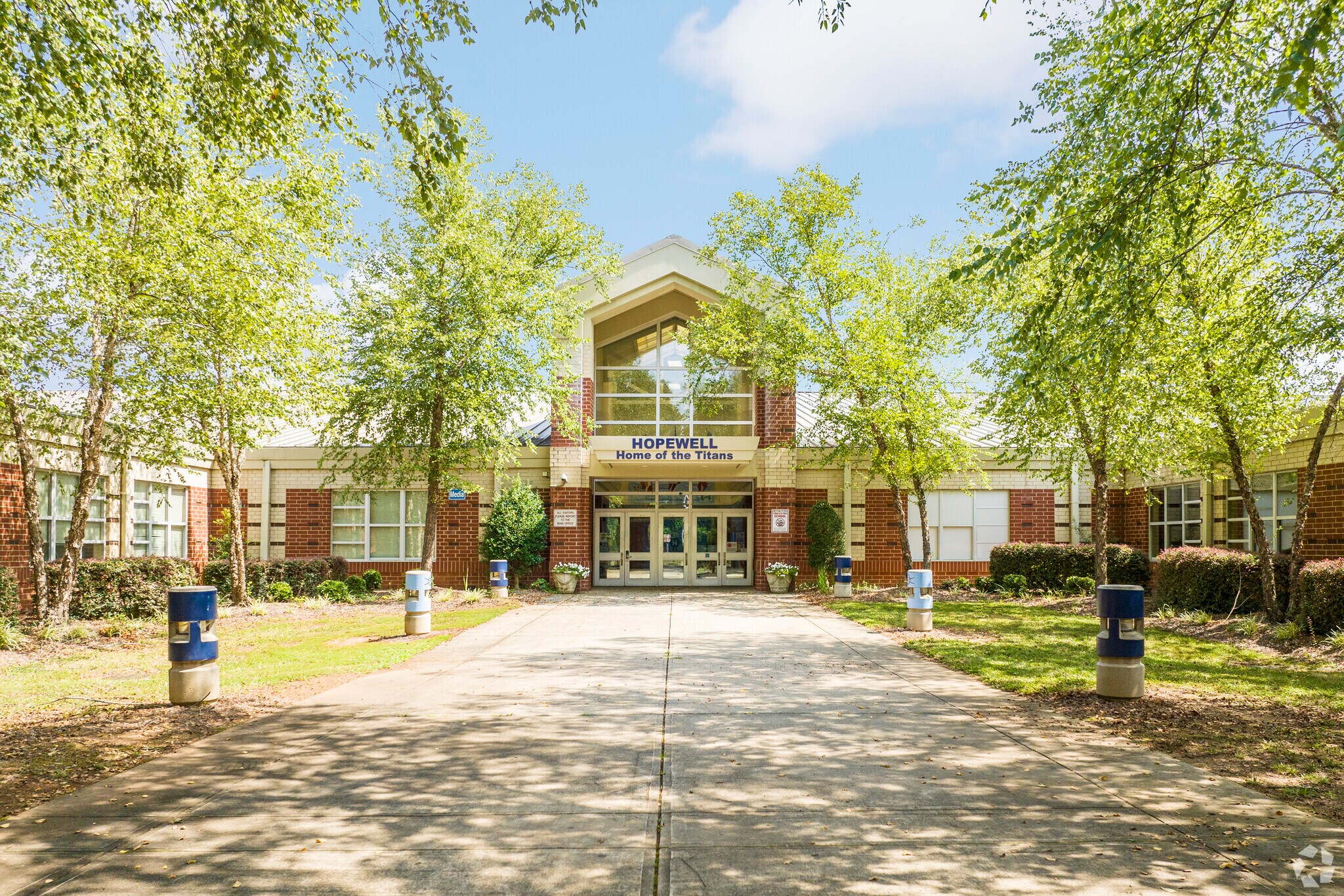 Hopewell High School main entrance.