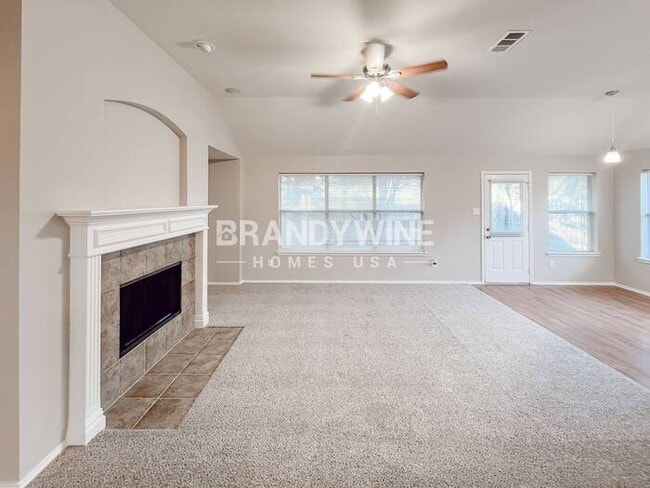 806 Christine Dr, Cedar Hill, TX 75104 - photo 7