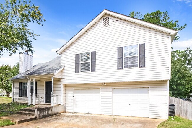 209 Brandon Ridge Cir, Stockbridge, GA 30281 - photo 4