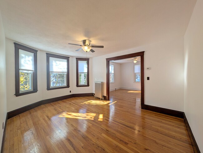 119 Lowell St unit 1, Somerville, MA 02143 - photo 5