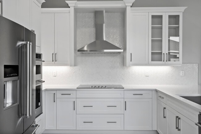 2184 Falls Manor, Vero Beach, FL 32967 - photo 3