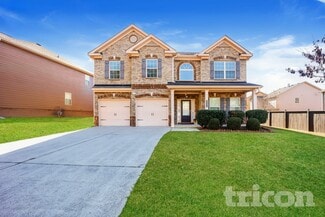 6605 Oak Hill Pass, Fairburn, GA 30213