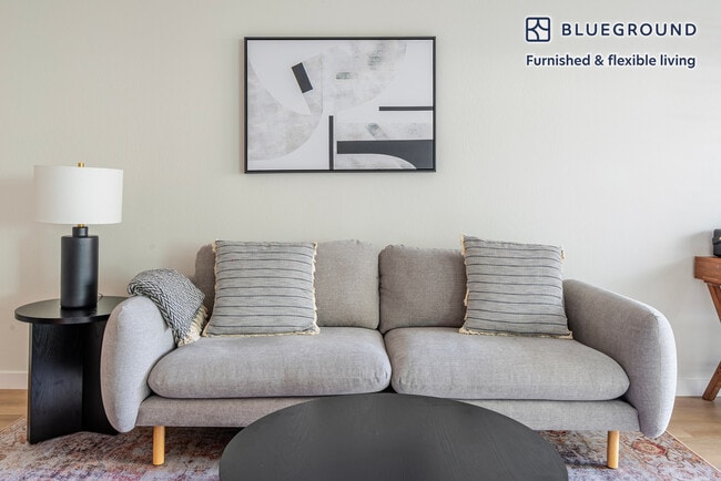 2721 Midtown Ct unit FL1-ID1868, Palo Alto, CA 94303 - photo 2