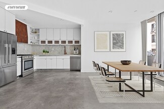 16 Melrose St, Brooklyn, NY 11206