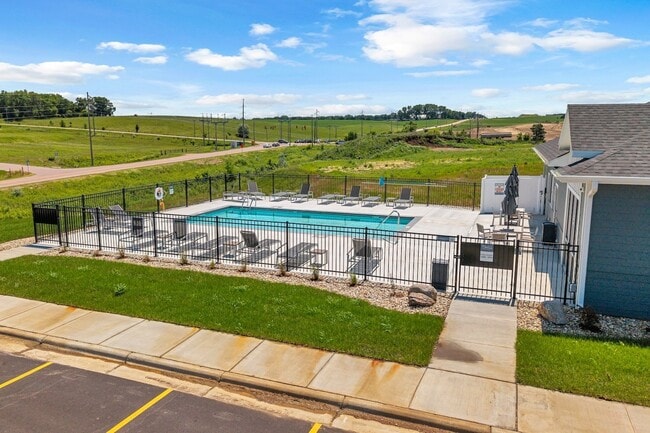 Split Rock Village I, Sioux Falls, SD 57110 - photo 3