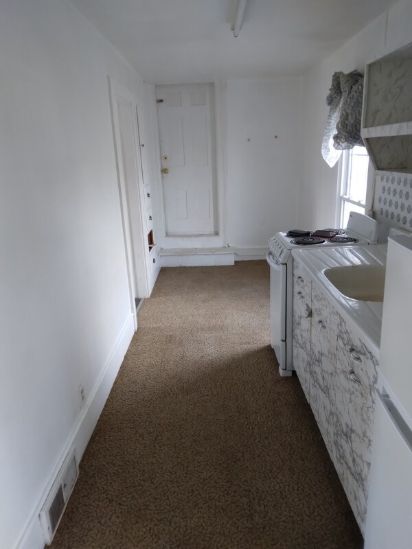 6220 Brooklyn Rd, Jackson, MI 49201 - photo 2