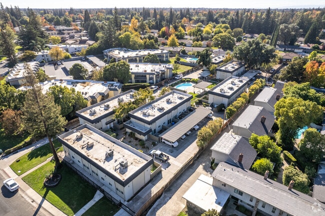 Gloria Apartments - 0220, Sacramento, CA 95831 - photo 2
