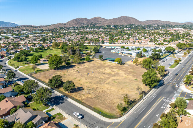 Christa Mcauliffe Elementary School offers a spacious campus when viewed from above.