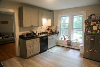 48 Dennison Ave Unit 2, Framingham, MA 01702