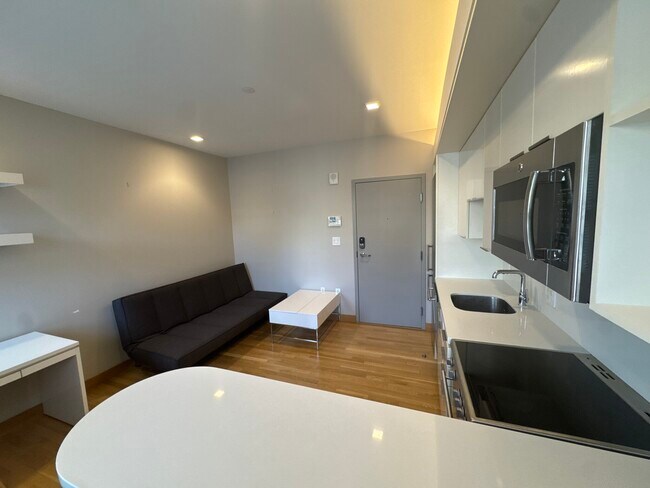 113 Auburn St unit 22, Cambridge, MA 02139 - photo 5
