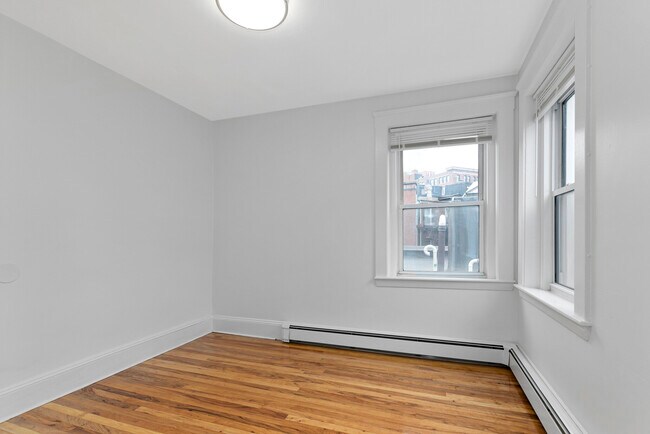 122 Prince St unit 4, Boston, MA 02113 - photo 6