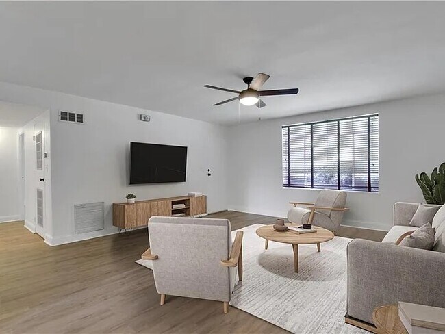 1174 Briarcliff Rd NE unit 1, Atlanta, GA 30306 - photo 3