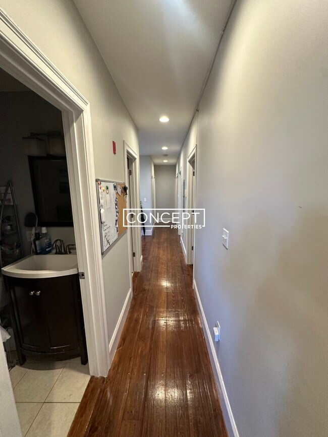 14 Sewall St unit 3, Boston, MA 02120 - photo 5