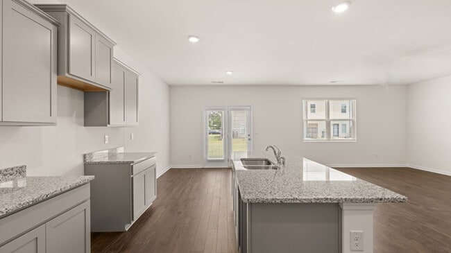 190 Aster Ave, Locust Grove, GA 30248 - photo 7