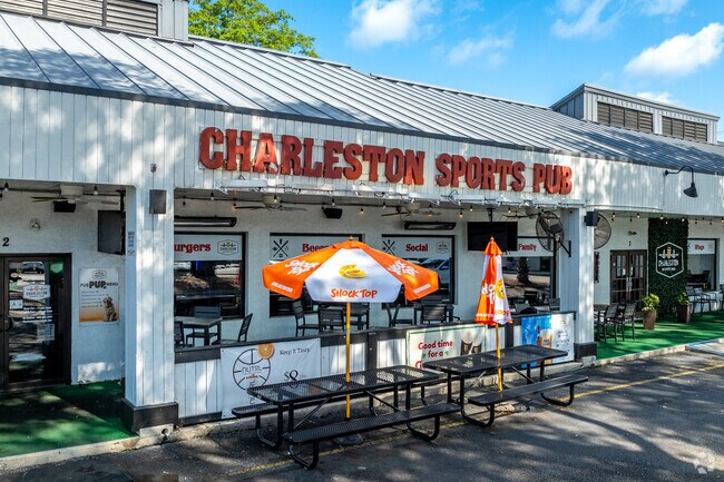 Sandhurst residents head to Charleston Sports Pub for trivia every Tuesday night.