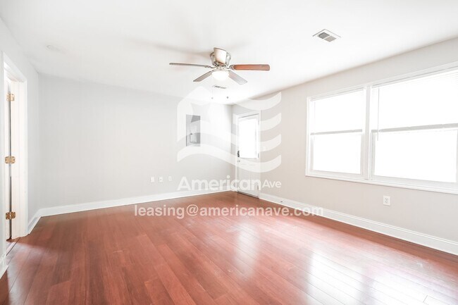 235 S Moore Rd, Fountain Inn, SC 29644 - photo 4