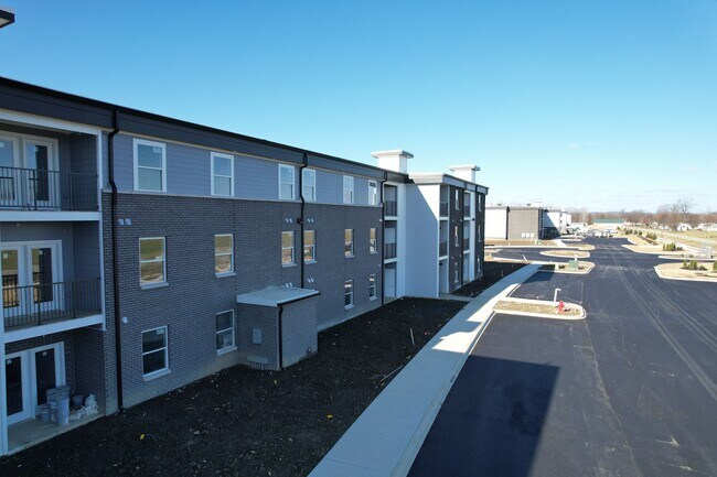 Nicholas Landing, Clarksville, IN 47129 - photo 4