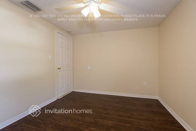 11811 Roselawn Ave, Seffner, FL 33584 - photo 7