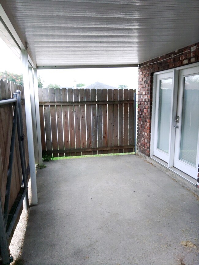 202 Concord St, Belle Chasse, LA 70037 - photo 4