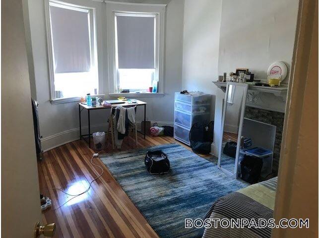 1375 Commonwealth Ave unit 6, Allston, MA 02134 - photo 4