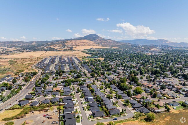 Cedar Hills has stunning views of nearby mountain ranges.