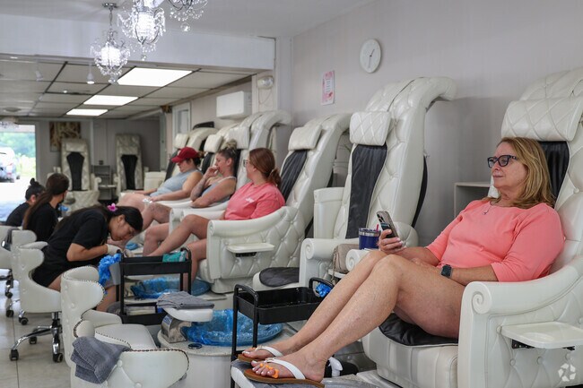 Ryal Side residents leave Nail Creations on Elliot Street looking and feeling their best, refreshed by expert care in a welcoming atmosphere.