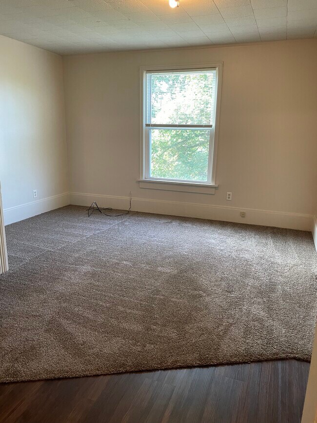 116 W Blanche St, Mansfield, OH 44903