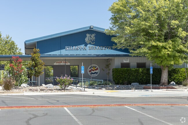 Shasta Meadows Elementary School gets a B- overall rating from Niche.