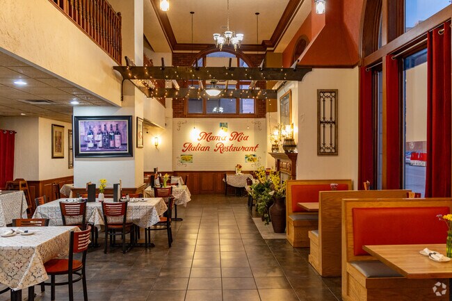 Muscatine's downtown features several cute little boutique restaurant options.