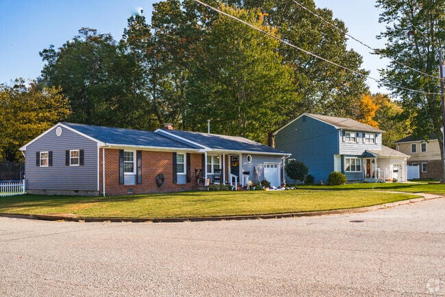 Stylish ranches in a picturesque neighborhood show off Oyster Point's allure.