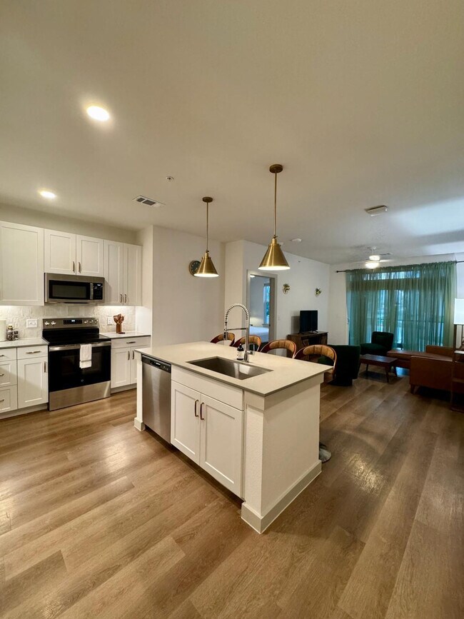 1301 Leah Ave unit FL1-ID1355780P, San Marcos, TX 78666 - photo 6