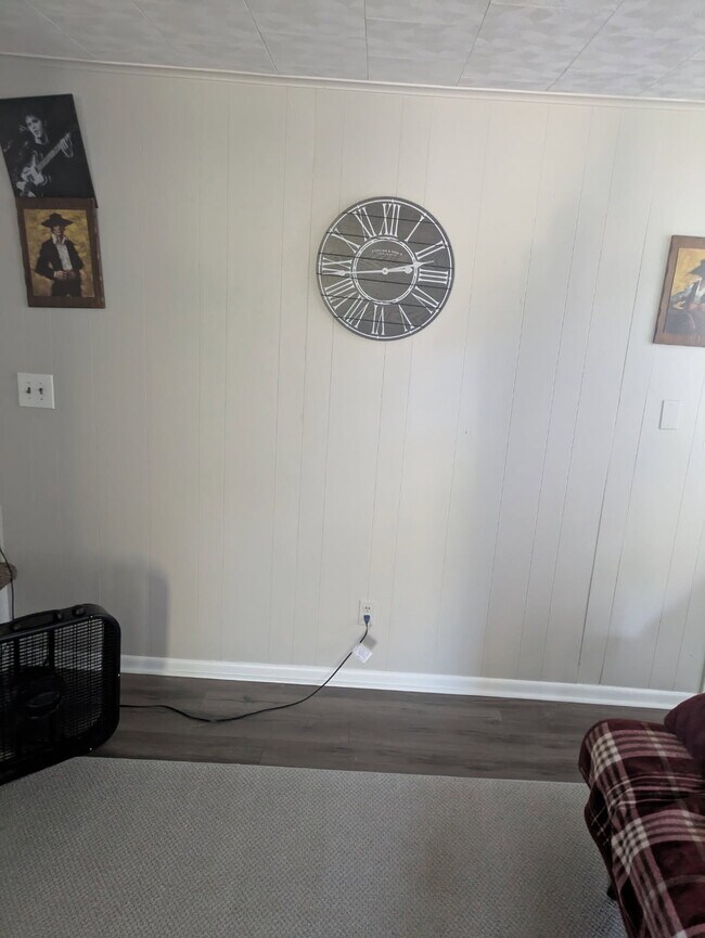 818 North St, Luzerne, PA 18709 - photo 7