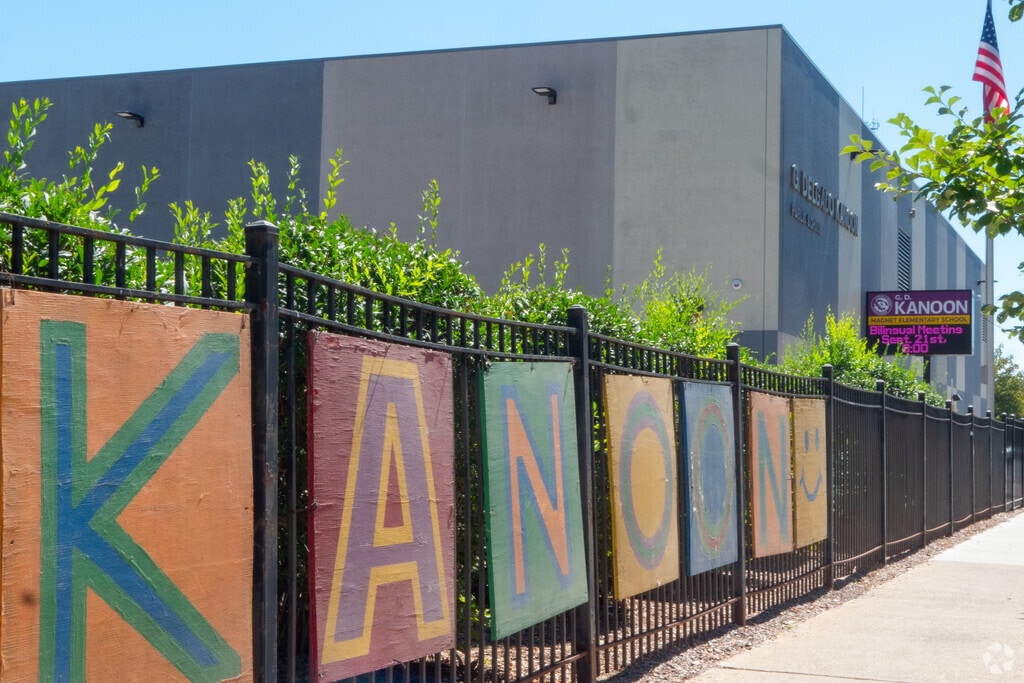 Kanoon Elementary Magnet School provides education in the neighborhood of 
Little Village