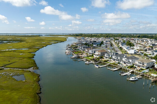 Take friends and family for a cruise through the canals of Seaford to the Great South Bay.
