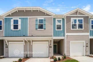631 Cherry Ridge Dr, Orange Park, FL 32065