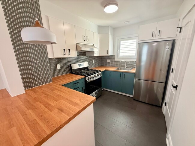 66 Wood St unit 2, Garfield, NJ 07026 - photo 3