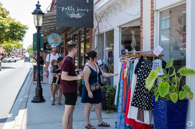 Downtown Berlin is a shopper’s delight, with over 60 retail shops offering everything from antiques to local art—and plenty of bargains to discover year-round.