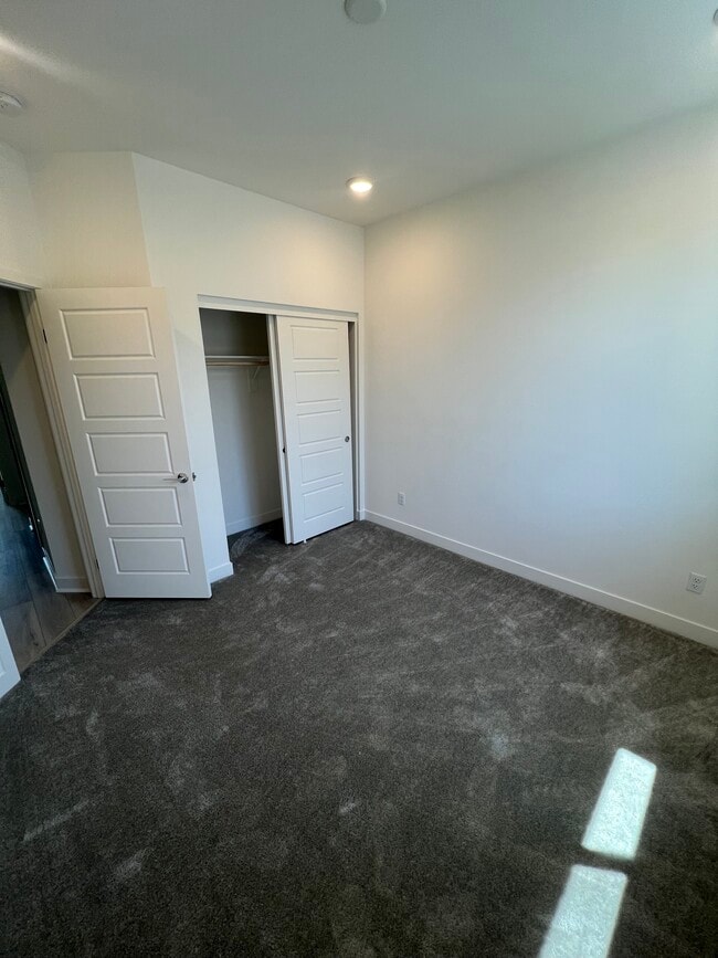 1033 Sage Ln, Gardena, CA 90247 - photo 5