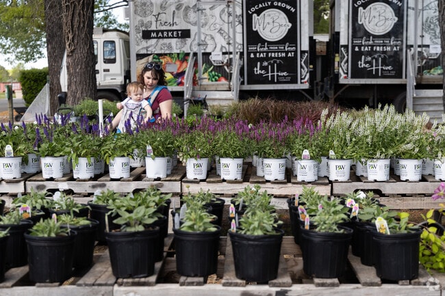 Greenbrier Farms, less than 5 miles from Caroon Farms and Edinburgh, has you-pick produce, café, petting zoo & plant nursery.