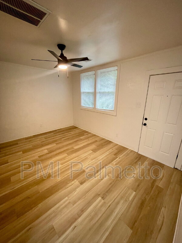 2205 Harper St unit A, Columbia, SC 29204 - photo 4