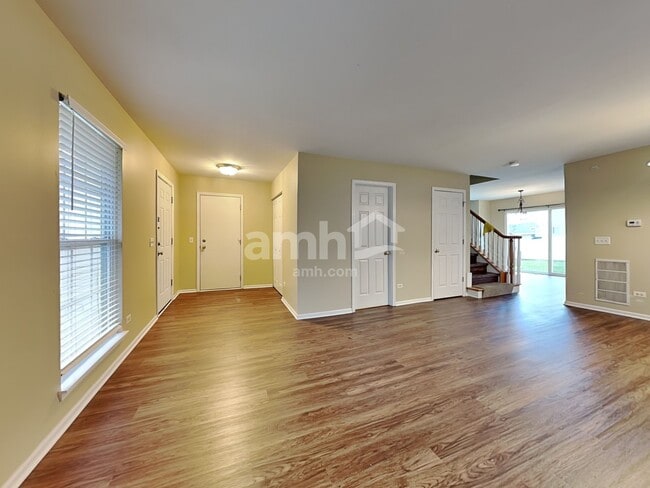 2611 Sierra Ave, Plainfield, IL 60586 - photo 6