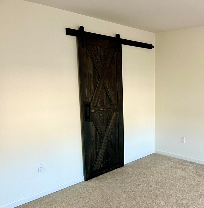 4189 Pheasant Ridge Ct, Batavia, OH 45103 - photo 7