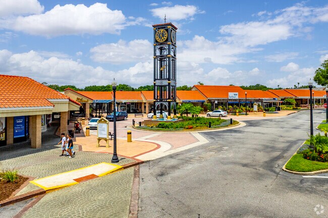 The Marketplace at Dr. Phillips offers guests a variety of shopping and dining options.